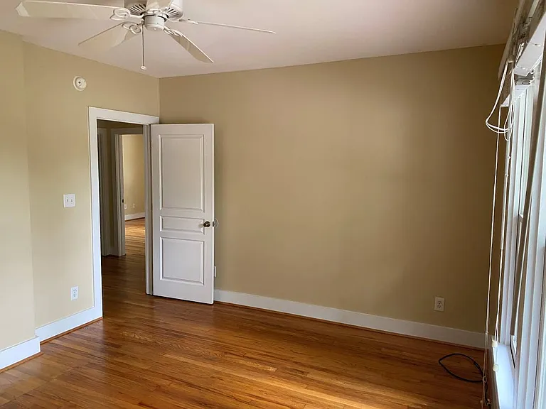301 N Cedar St — Photo 14