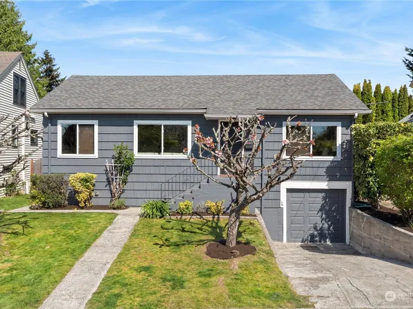 7236 Ledroit Court SW, Seattle, WA 98136
