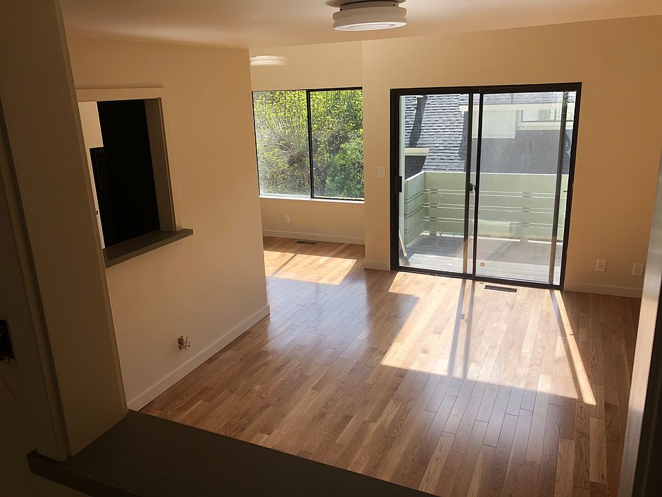1st image of 410 Shoreline Hwy APT 3