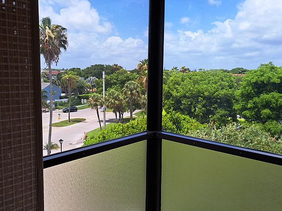 Living Room corner windows