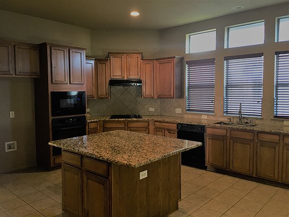 2nd image of 2701 Independence Dr