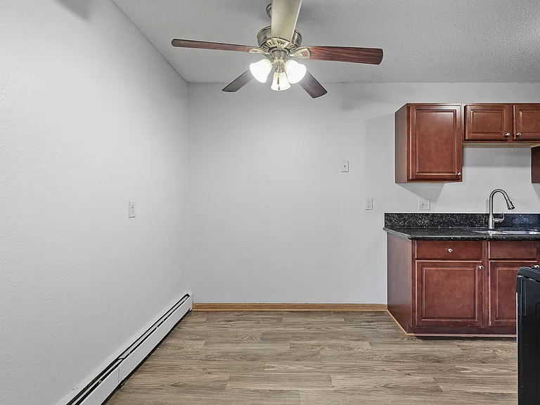 River Ridge Apartments — Photo 52