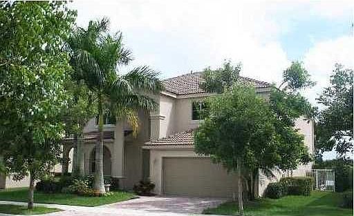 1st image of 749 Nandina Dr