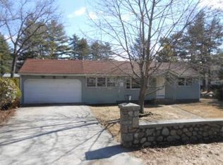 16 Bramble Bush Dr, Scituate, RI 02831