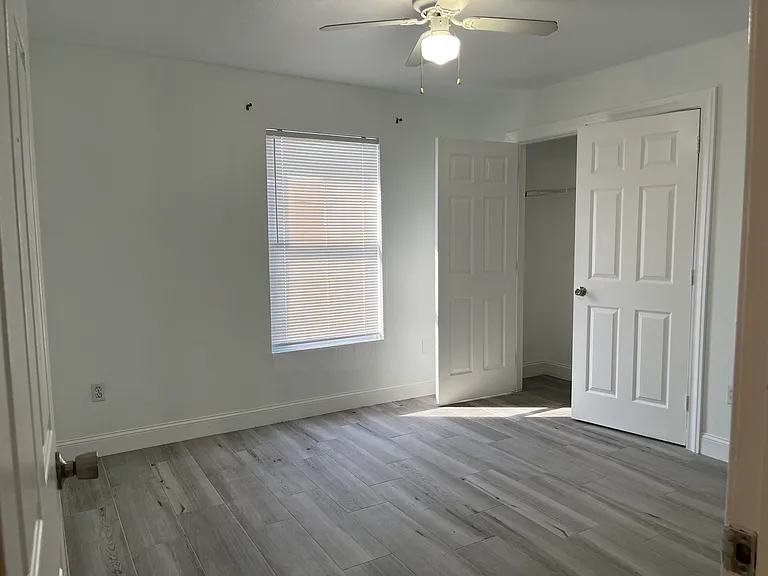 4712 Golfview Blvd — Photo 4