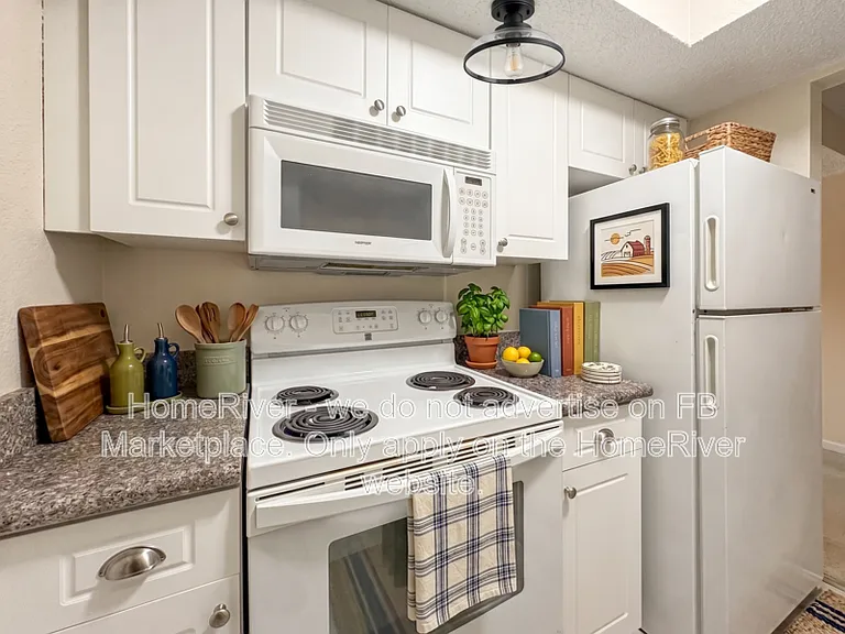 3919 Bell Tower Dr #1 — Photo 1