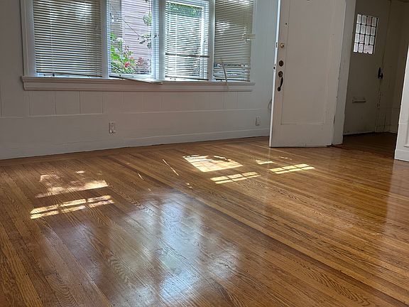 4th image of 3842 Sacramento St Unit A