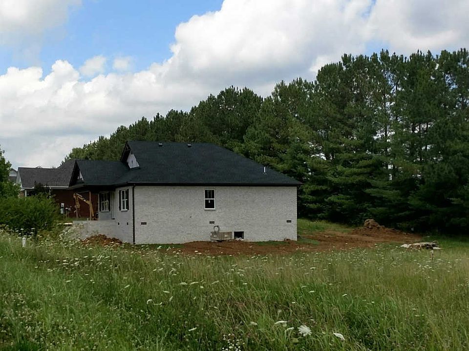 2nd image of 1013 Corey Dr