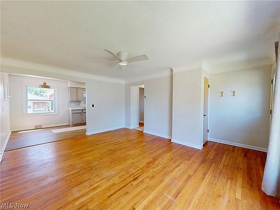 4th image of 1713 Empire Rd