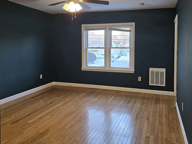 543 S Main St #543 — Photo 5