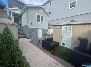 445 Cliff St, Fairview, NJ 07022