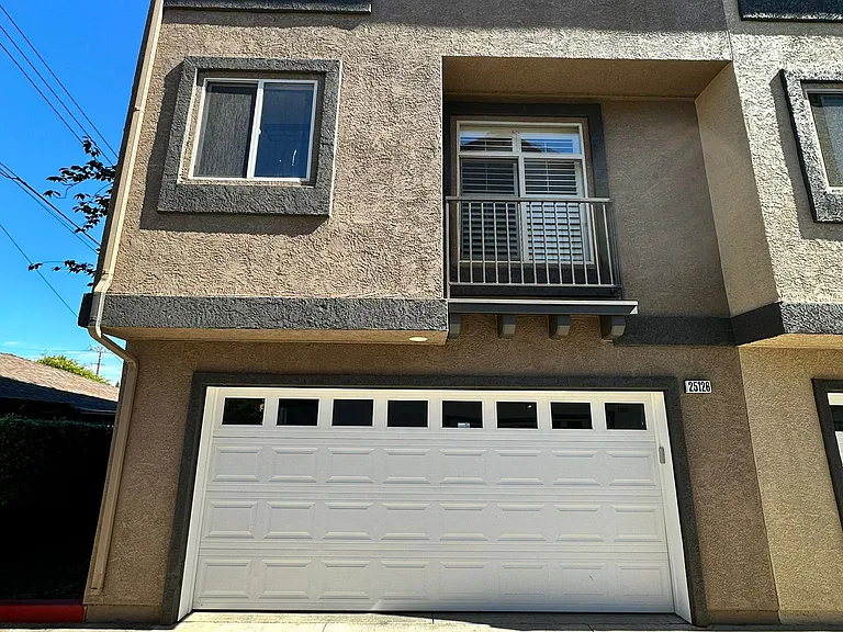 25126 Angelina Ln #9 — Photo 2