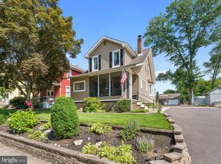 214 Spruce St, Audubon, NJ 08106