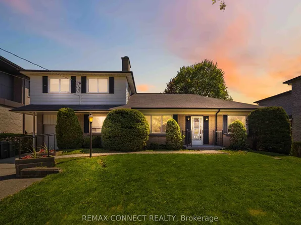 107 Fairglen Ave, Toronto, ON M1W 1A8