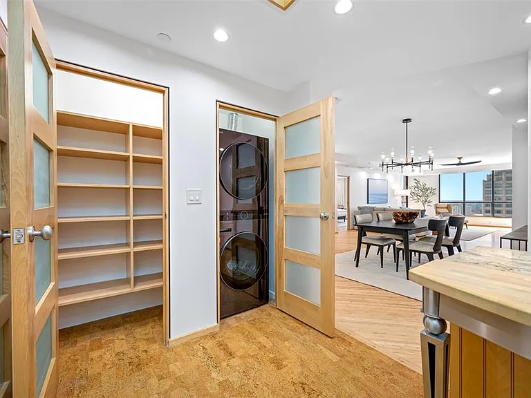 1 Beach Dr SE #2211 — Photo 26