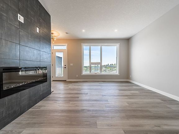A photo of the great room of the Gatineau model in Crown Park by Brookfield Residential