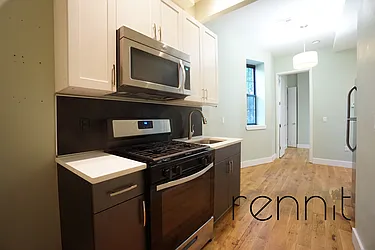 Rented by Rennit Inc.