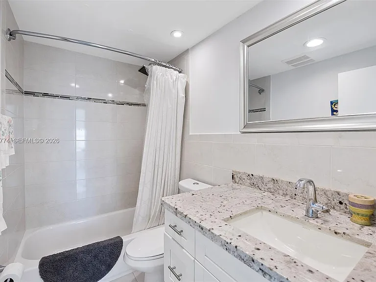 3111 N Ocean Dr #1110 — Photo 10