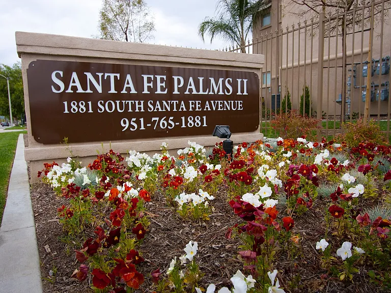 Santa Fe Apartments II — Photo 80