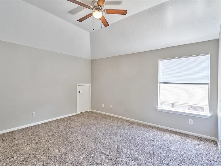 13714 Hillingdale Ln — Photo 28