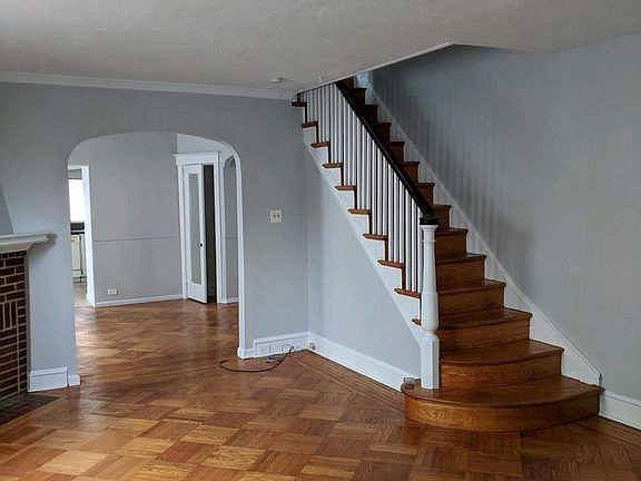 5th image of 917 Yeadon Ave