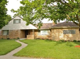 364 S Elmwood Ave, Burlington, WI 53105