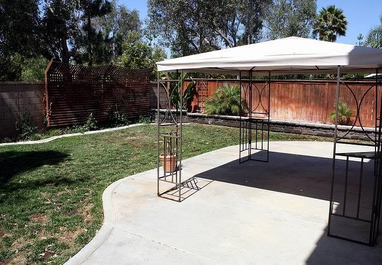 32479 Galatina St — Photo 14