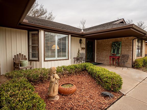 3rd image of 6706 Gainsborough Rd