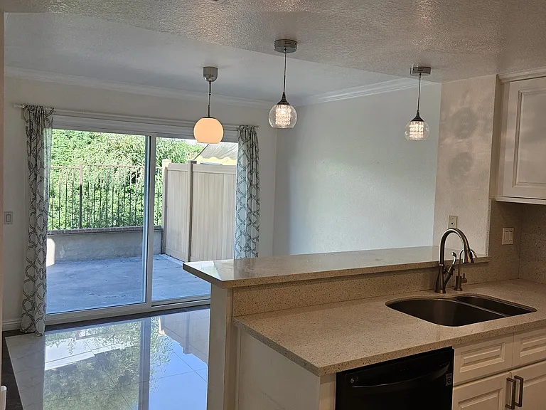 1801 Borrego Dr — Photo 8