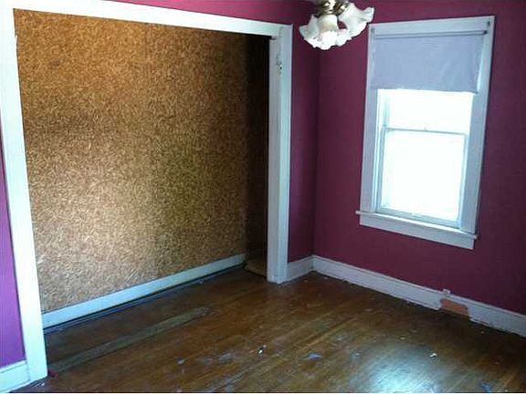 5th image of 1344 E 21st Ave