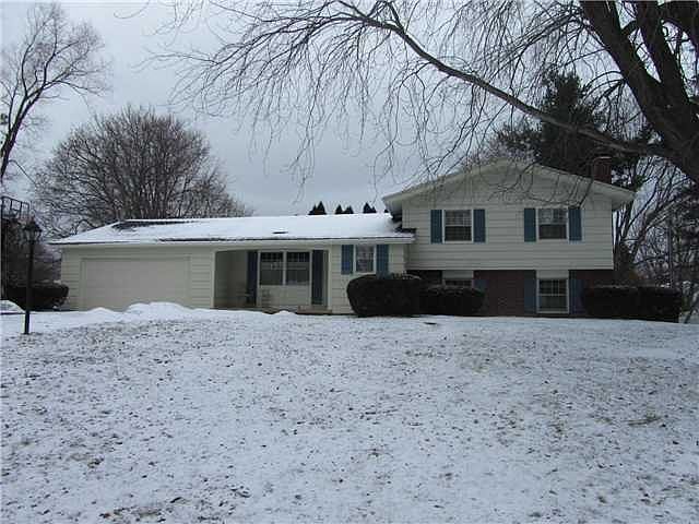 1st image of 69 Harper Dr