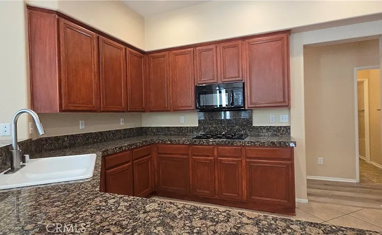 69 San Marino Cir — Photo 15