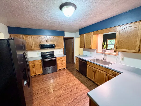 4414 E Harrod Rd, Scottsburg, IN 47170