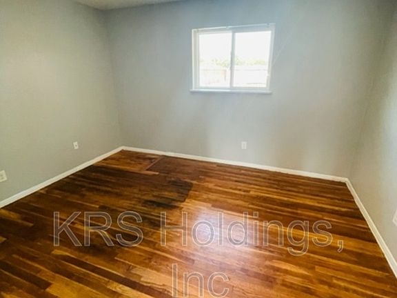 5th image of 4201 Newsome Dr #A