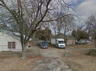 2844 Stuart Dr, Fort Worth, TX 76104