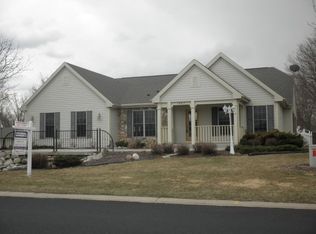 1407 W Starview Dr, Appleton, WI 54913