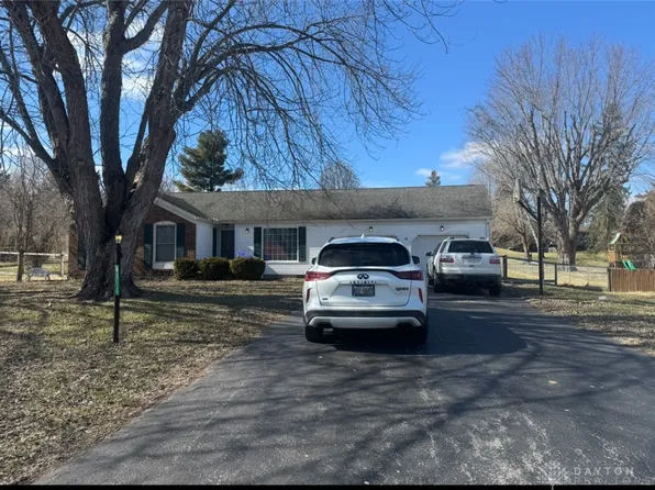 9115 Mill Trace Dr, Leesburg, OH 45135