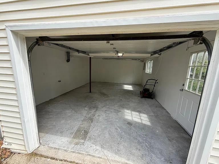 1220-1222 Geneva Cir #2 — Photo 12