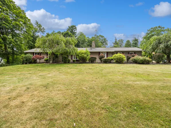 55 Wilford Road, North Branford, CT 06471