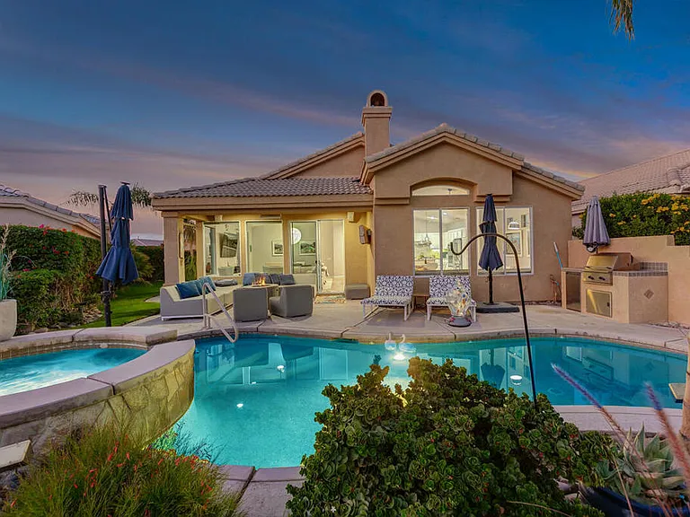 67361 N Laguna Dr — Photo 1