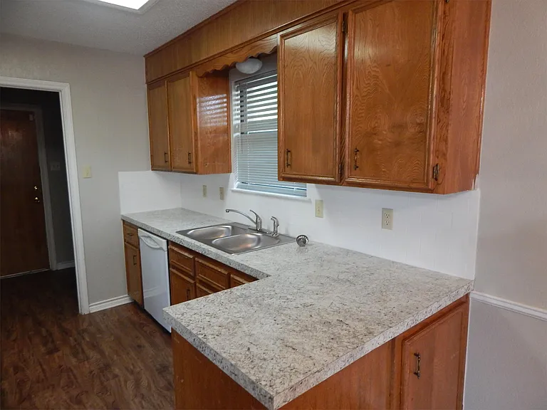 4503 River Oaks Dr — Photo 14