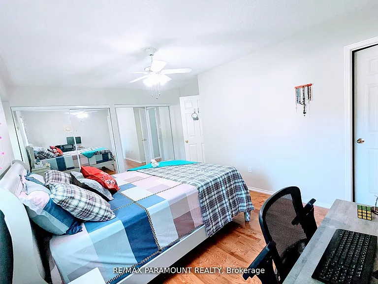 37 Wickstead Ct — Photo 18