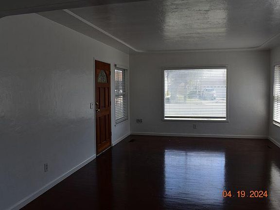 3rd image of 137 F St #1