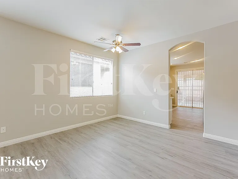 7884 Teal Harbor Ave — Photo 2