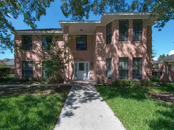 4860 Oakley Ln, Beaumont, TX 77706