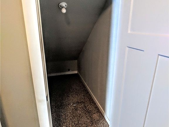 2nd image of 1458 Denny Place