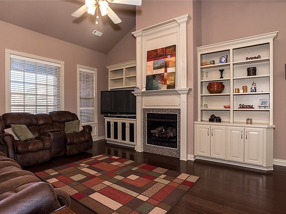 2nd image of 6511 Hearth Falls Dr