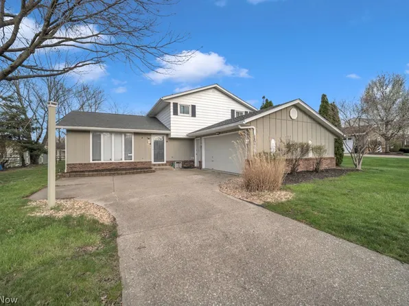 89 Wellsley Pl, Brunswick, OH 44212