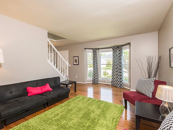 5th image of 3068 Turnberry Ln