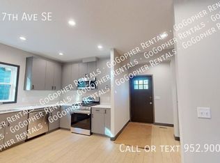 937 17th Ave SE, Minneapolis, MN 55414